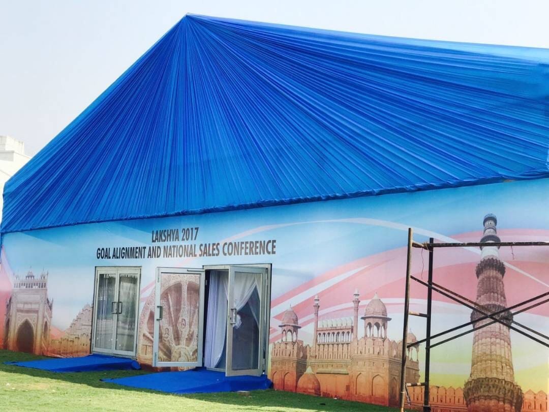 Large format structures for conferences and outdoor events